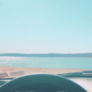 Meet your Posher, Iza